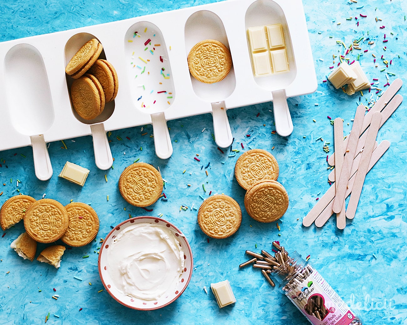 Cakesicles cu Oreo Golden si lamaie madelicii.ro