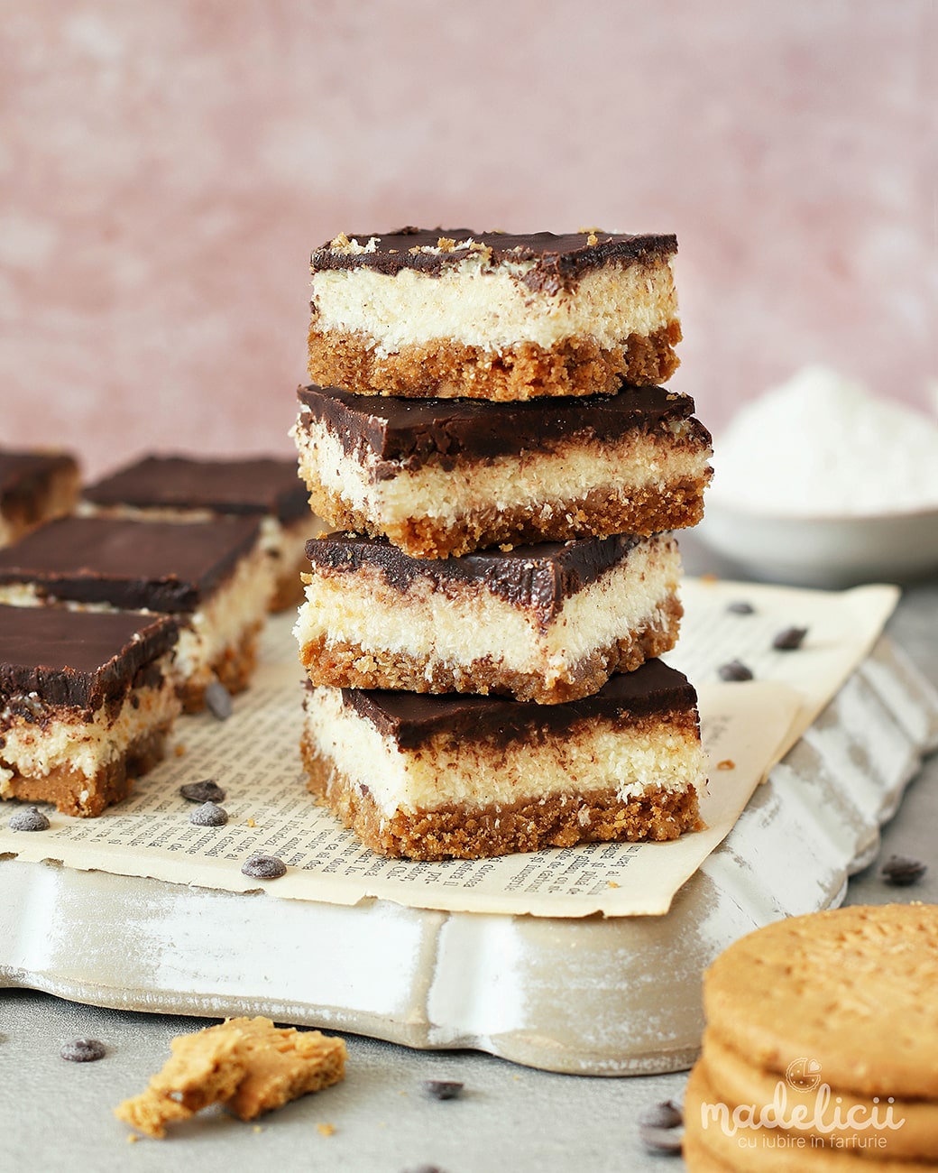 prajitura cu cocos, biscuiti si ciocolata