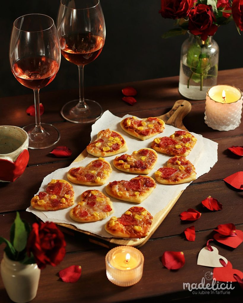 Mini-pizza in forma de inima